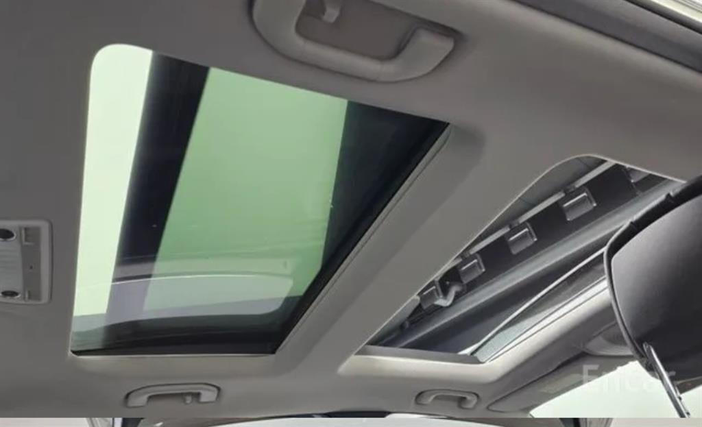 Mercedes Benz E class - Vista 11