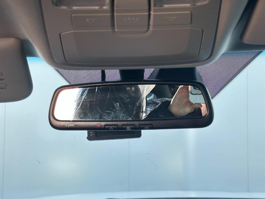 Ssangyong Tivoli 2023 Blanco - Importación desde Corea - HF Imports Iquique - Foto 18