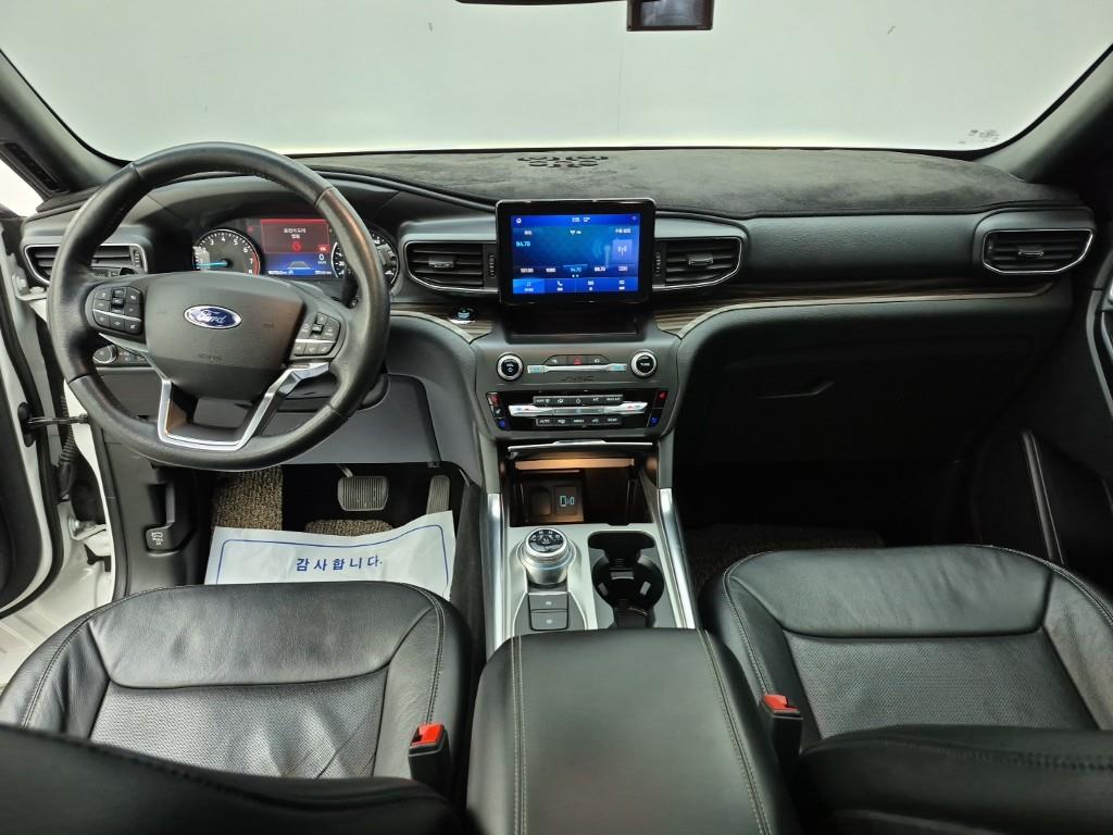 Ford Explorer - Vista 5