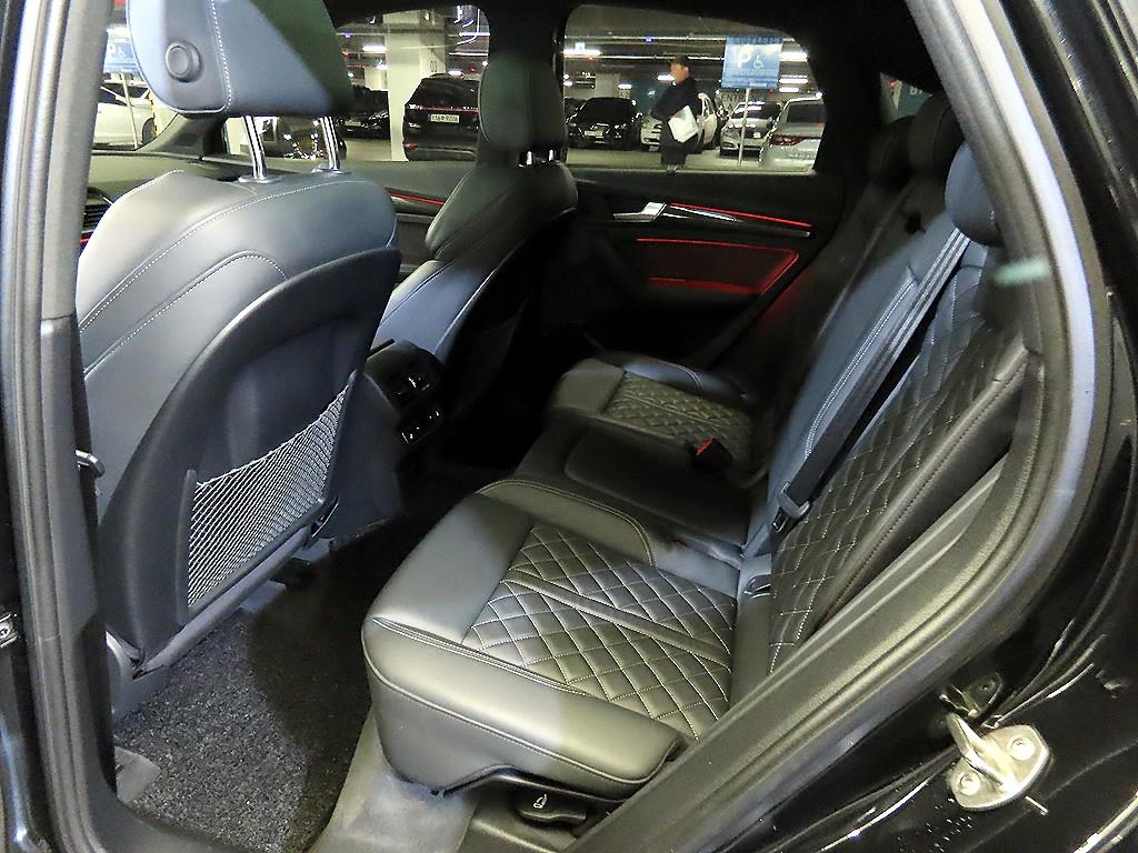 Audi SQ5 - Vista 7