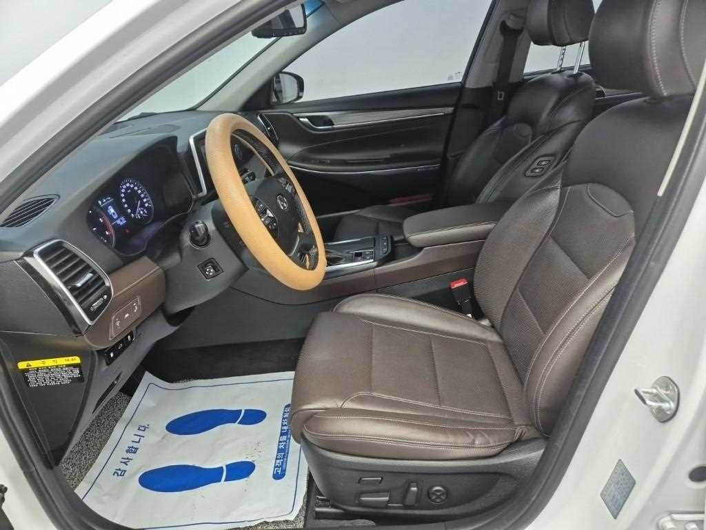 HYUNDAI Grandeur - Vista 11