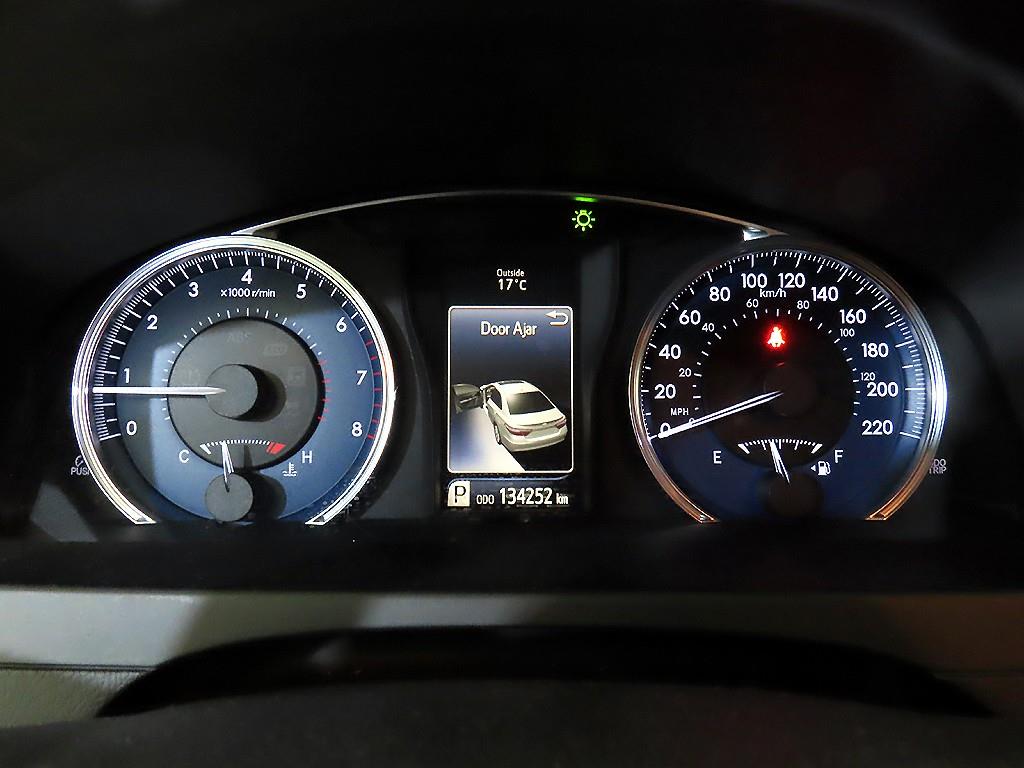 Toyota Camry - Vista 9