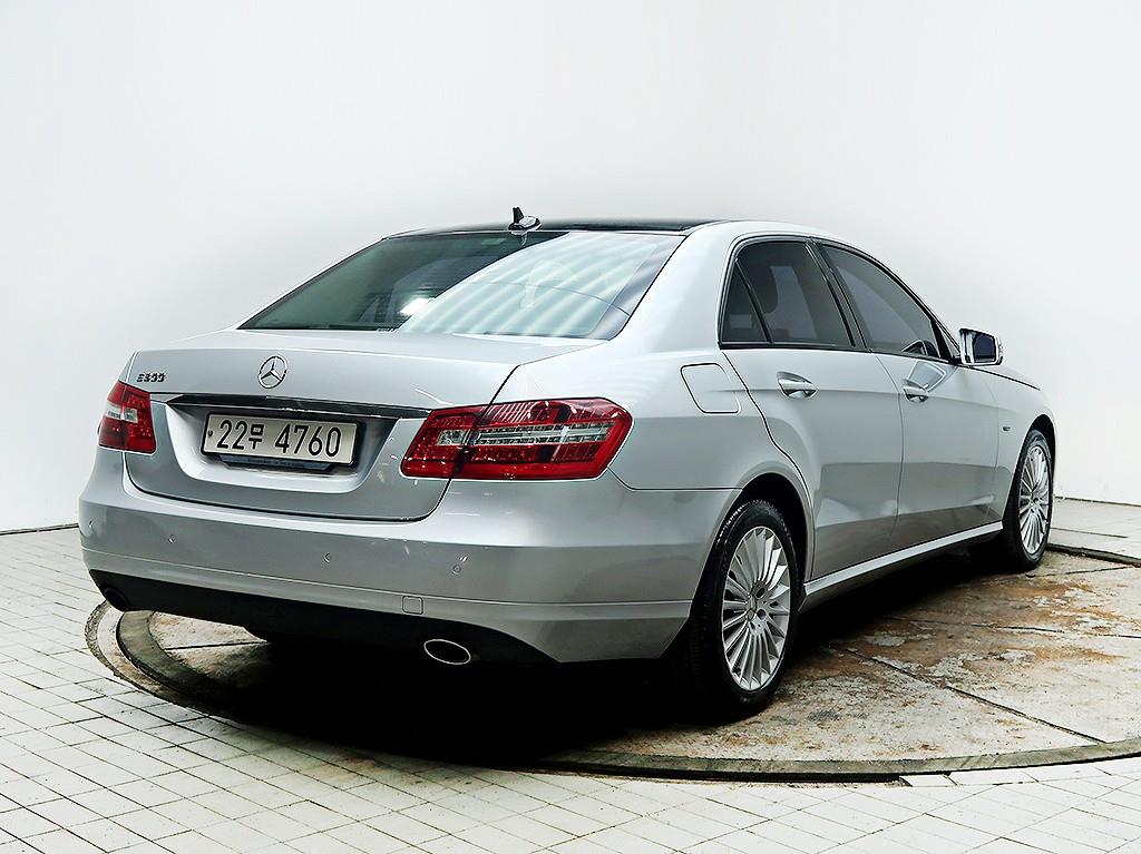 Mercedes Benz E class - Vista 7