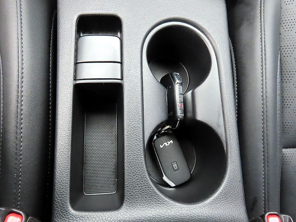 KIA Seltos 2023 Gris - Importación desde Corea - HF Imports Iquique - Foto 13