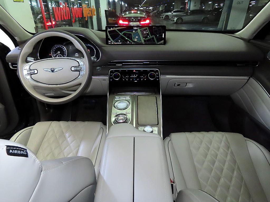 Genesis GV80 - Vista 10