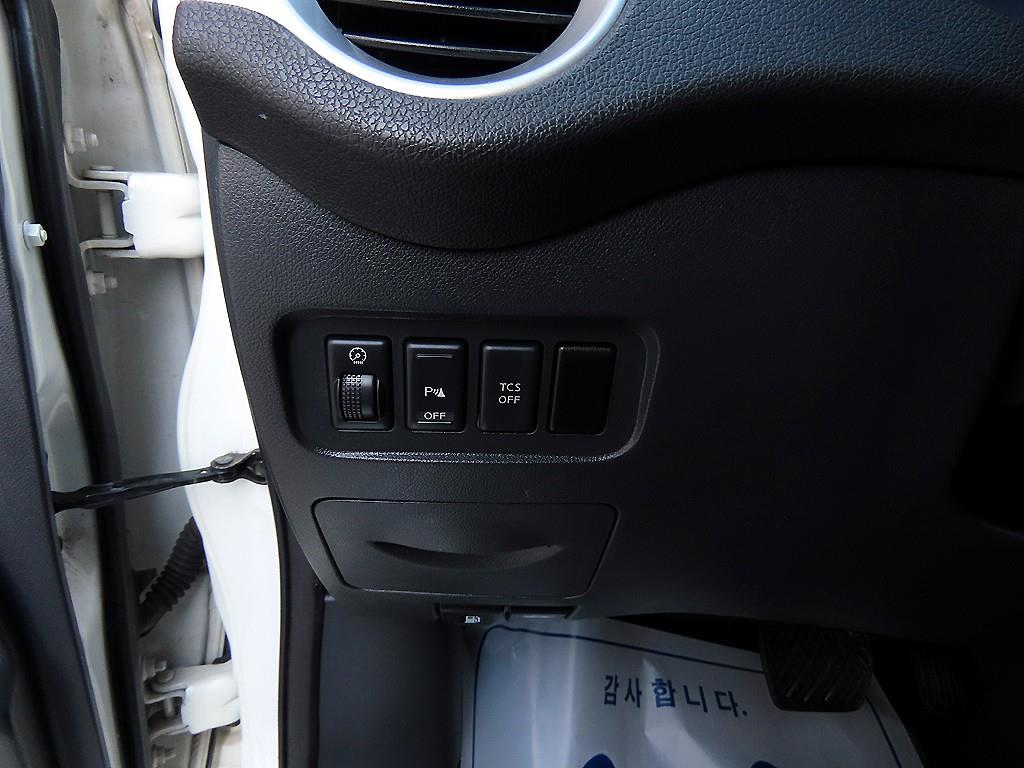 SAMSUNG QM5 - Vista 12