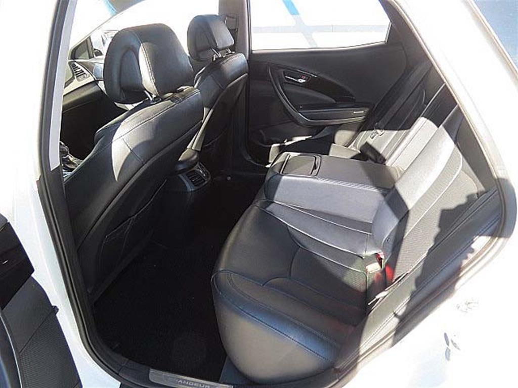 HYUNDAI Grandeur 2015 the color of pearl - Importación desde Corea - HF Imports Iquique - Foto 7