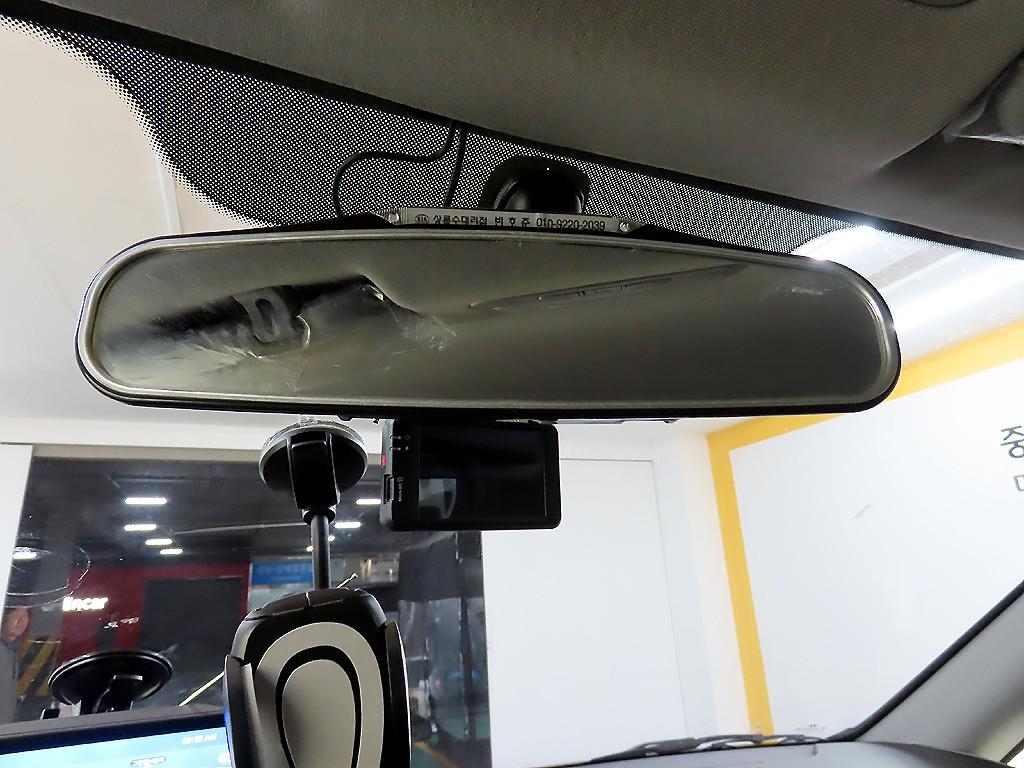 HYUNDAI Starex 2019 Amarillo - Importación desde Corea - HF Imports Iquique - Foto 17