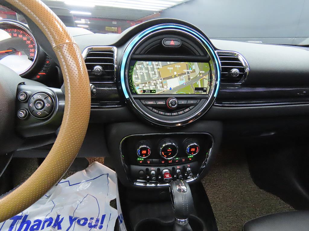 Mini Clubman - Vista 10