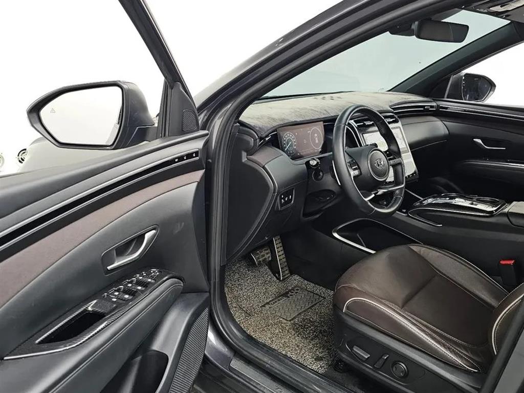 HYUNDAI Tucson - Vista 10