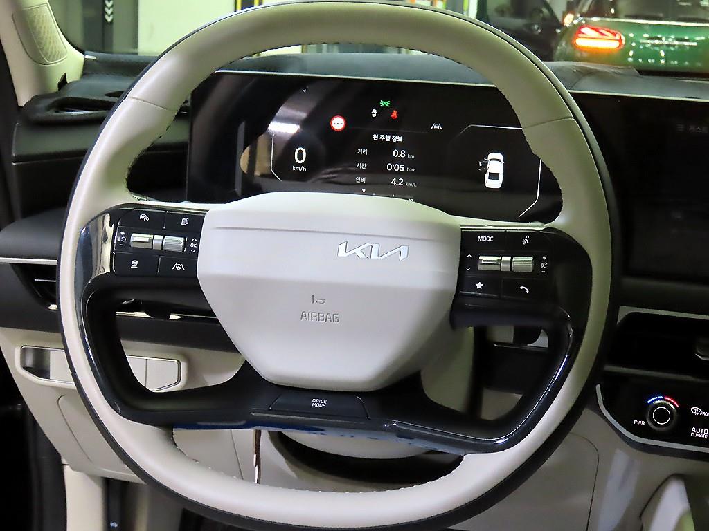 KIA K8 - Vista 8