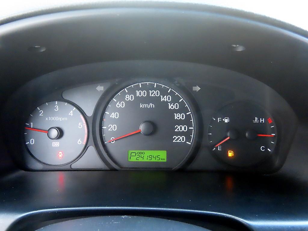 HYUNDAI Starex - Vista 9