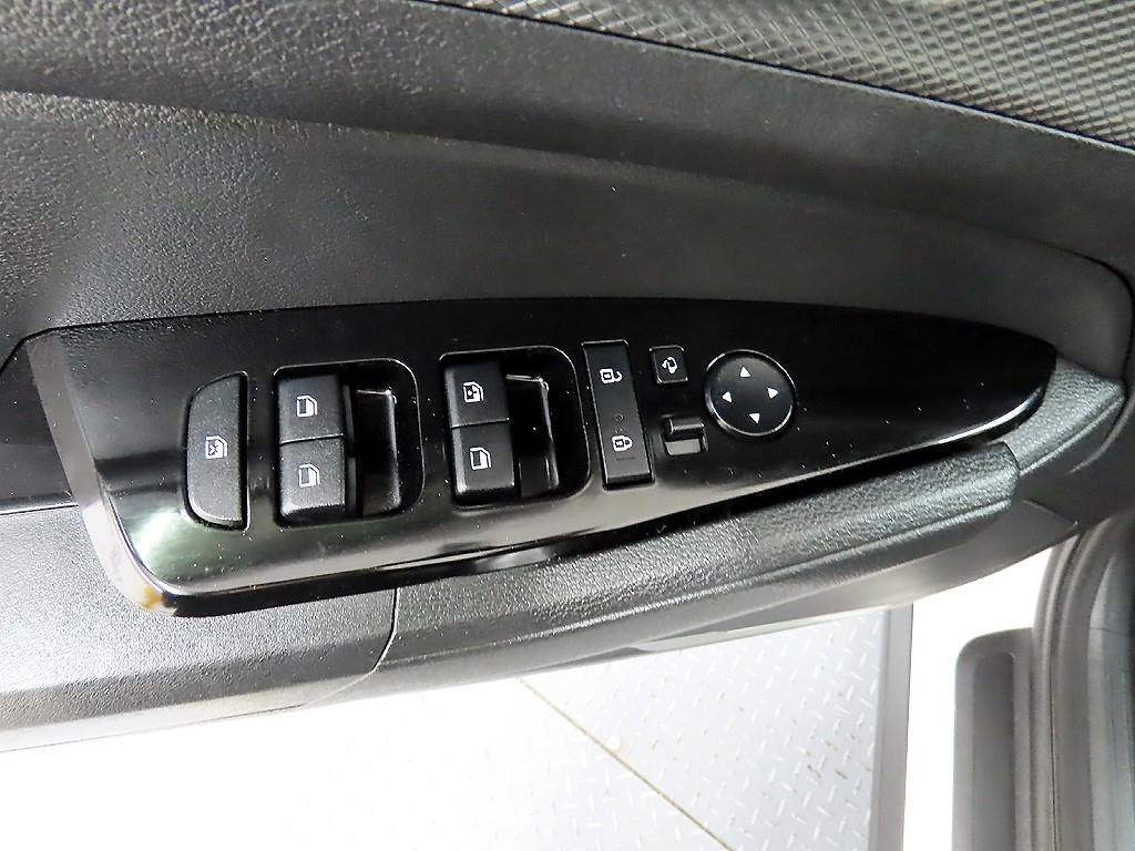 KIA Sportage - Vista 11