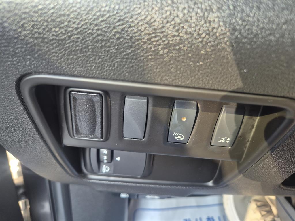 SAMSUNG QM6 - Vista 12