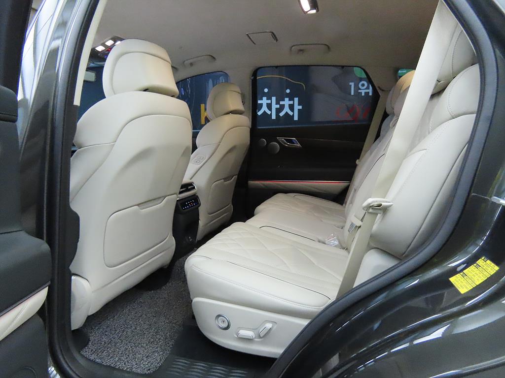 Genesis GV80 - Vista 6