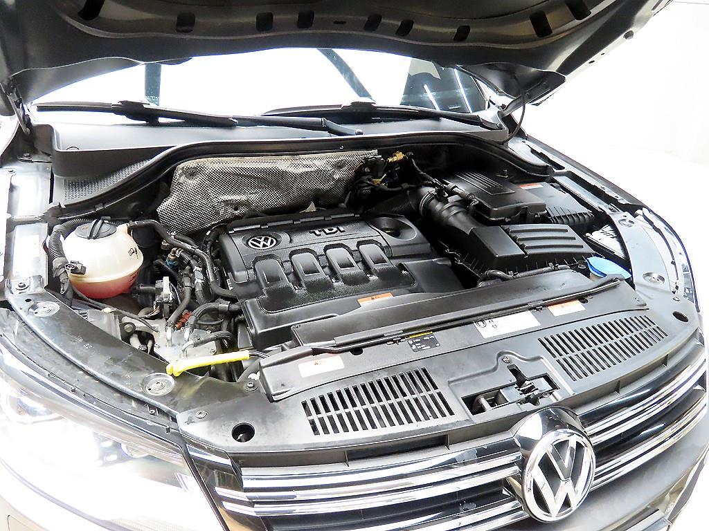 Volkswagen Tiguan 2016 Gris - Importación desde Corea - HF Imports Iquique - Foto 19