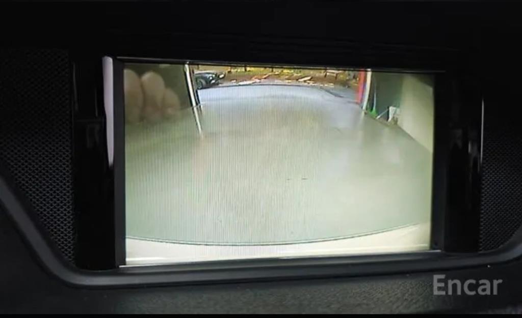 Mercedes Benz E class - Vista 12