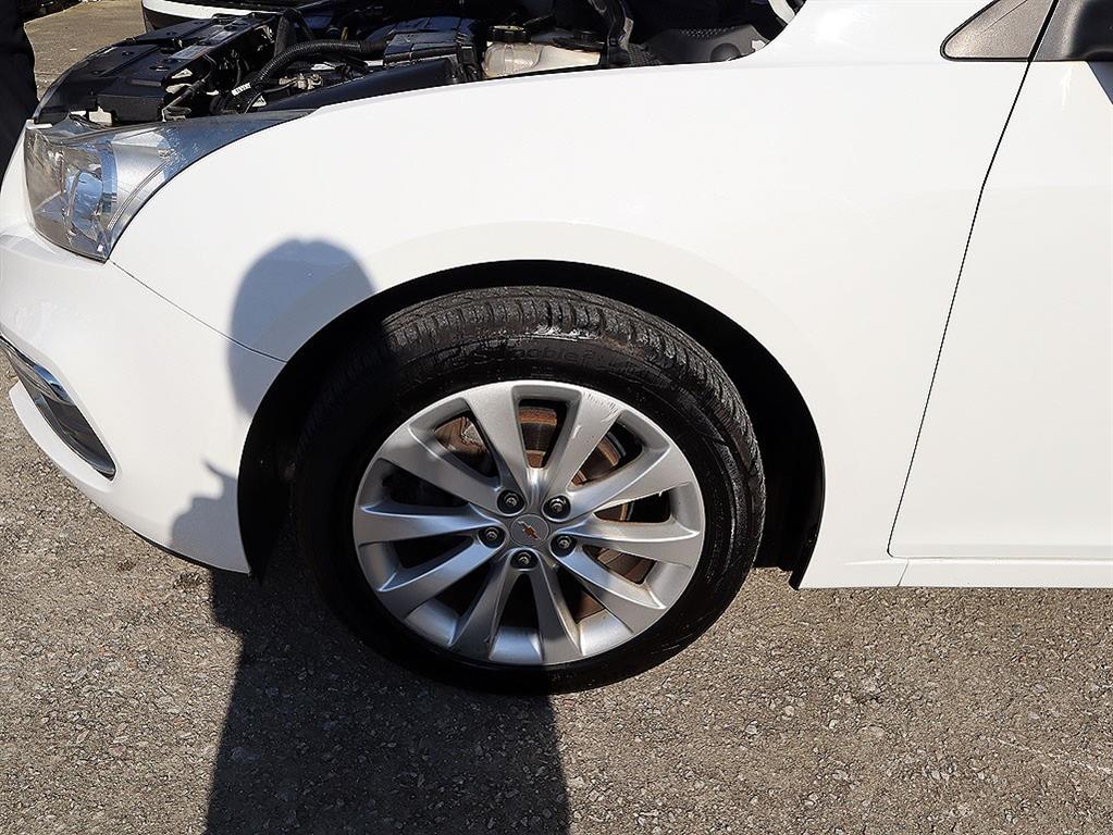 Chevrolet Cruise 2015 Blanco - Importación desde Corea - HF Imports Iquique - Foto 18