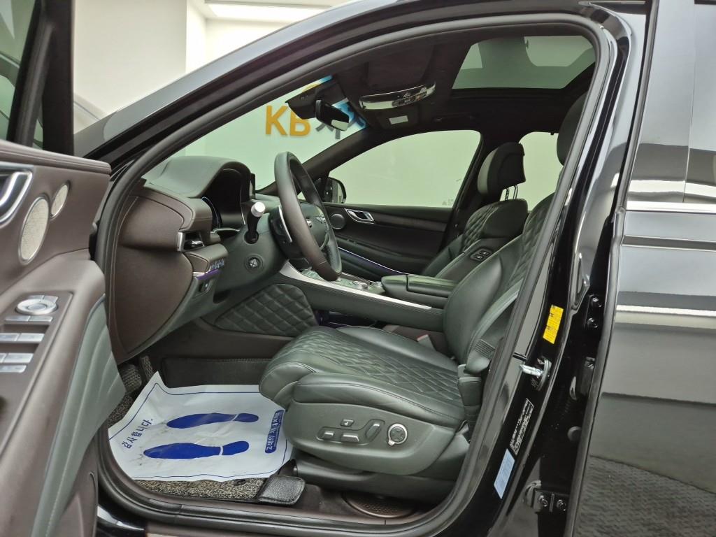 Genesis GV80 - Vista 11