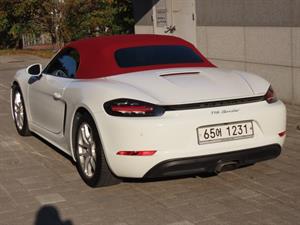 Porsche 718 - Vista 8