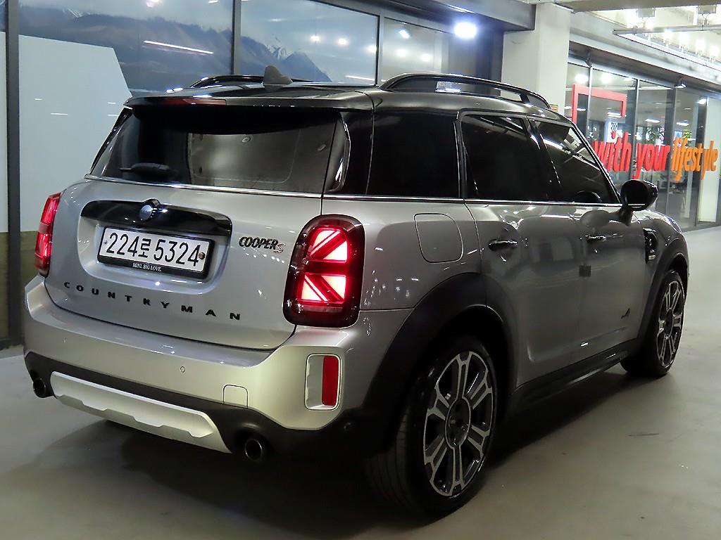 Mini Countryman - Vista 4