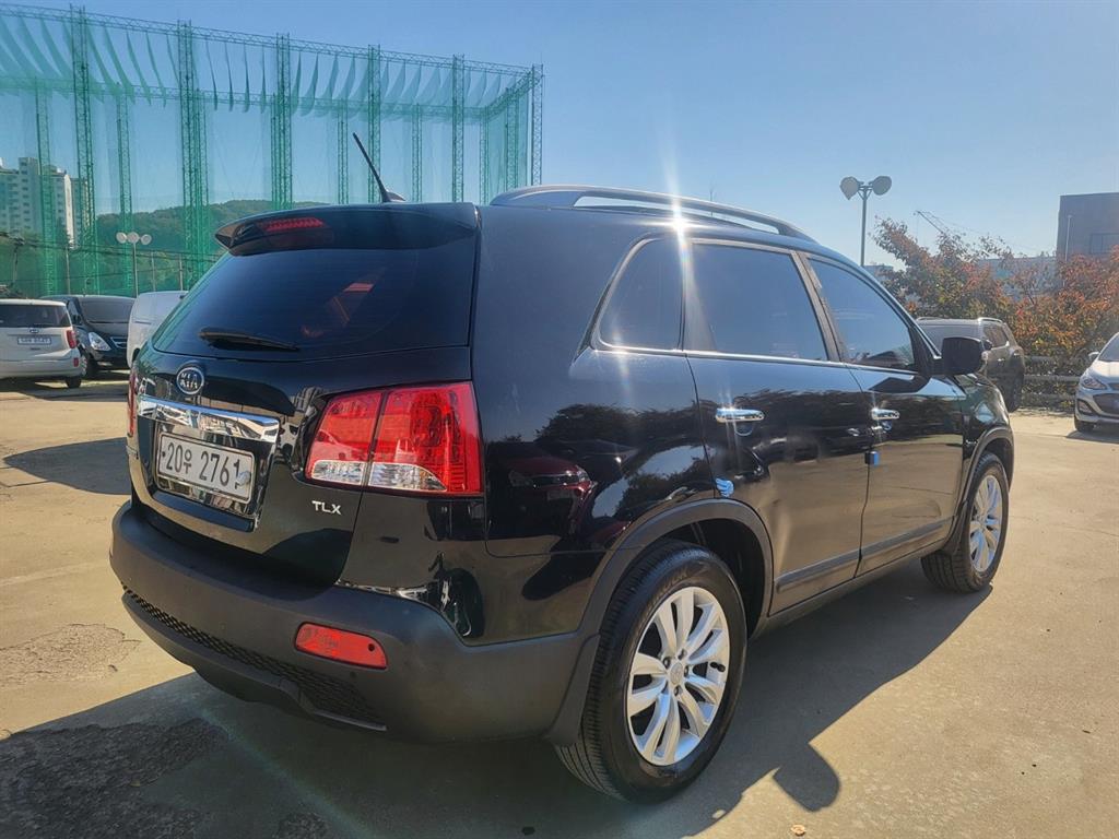 KIA Sorento - Vista 4