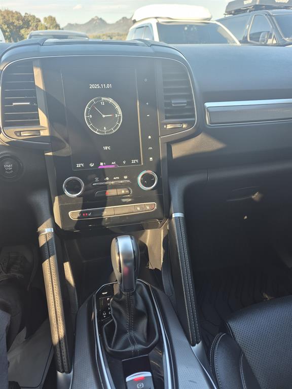 SAMSUNG QM6 - Vista 9