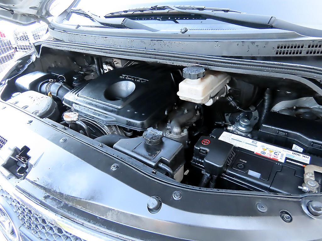 HYUNDAI Starex 2012 Gris - Importación desde Corea - HF Imports Iquique - Foto 17