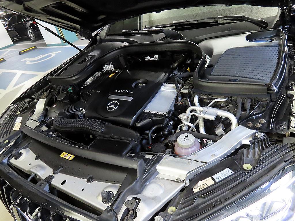 Mercedes Benz GLC Class 2020 Negro - Importación desde Corea - HF Imports Iquique - Foto 19