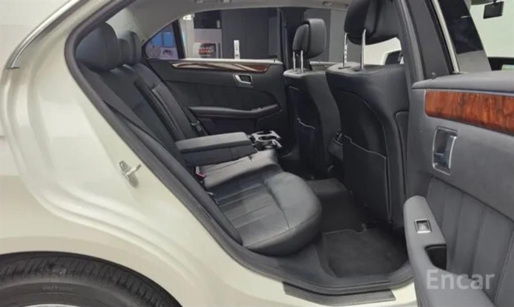 Mercedes Benz E class 2012 Blanco - Importación desde Corea - HF Imports Iquique - Foto 16