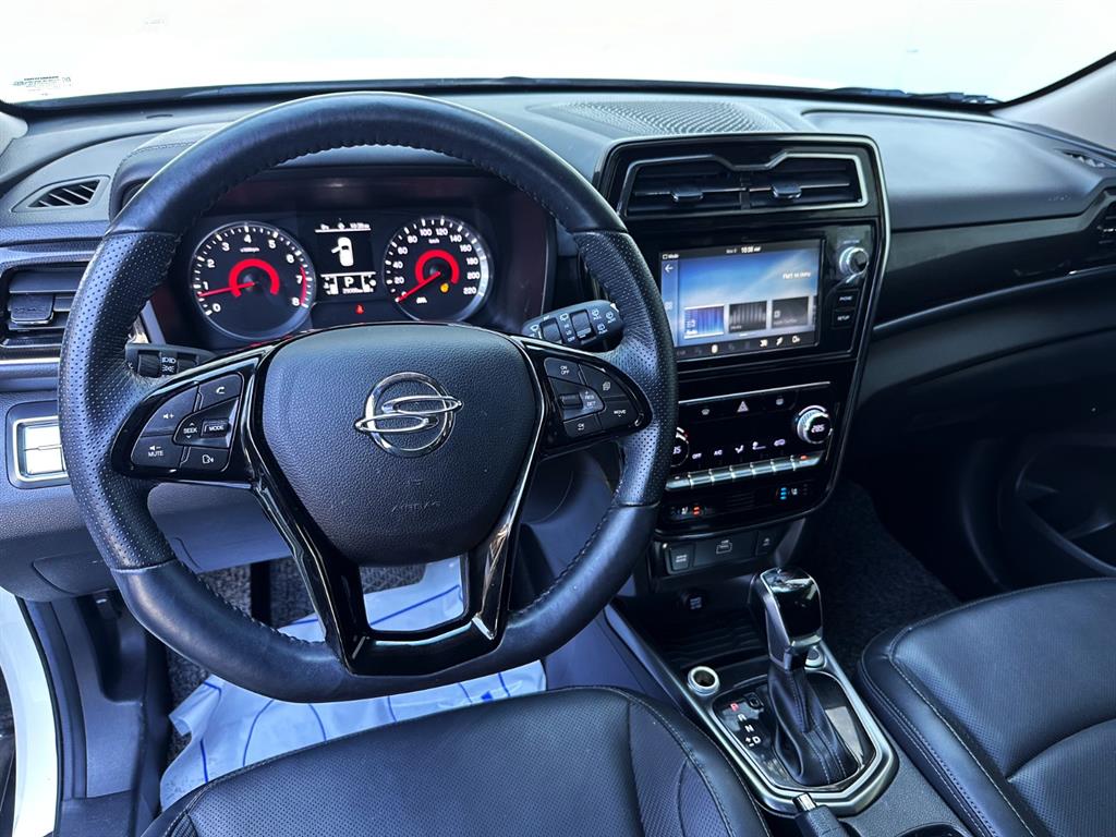 Ssangyong Tivoli - Vista 8