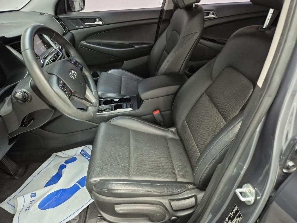 HYUNDAI Tucson - Vista 11