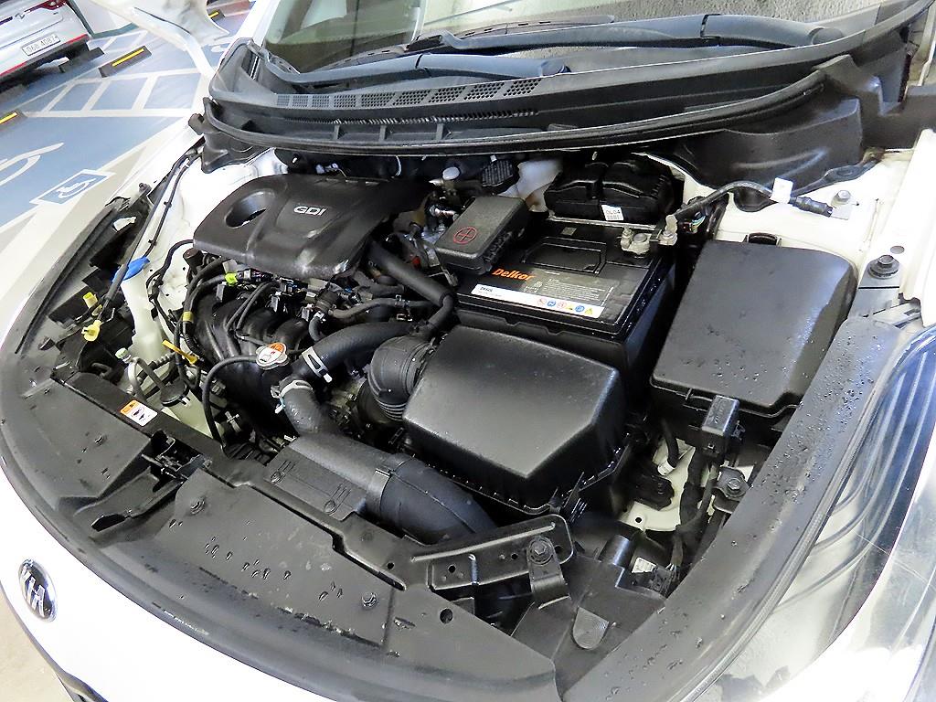 KIA K3 2017 Blanco - Importación desde Corea - HF Imports Iquique - Foto 17