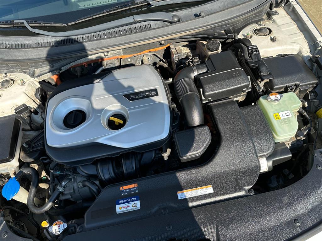 HYUNDAI Sonata - Vista 6