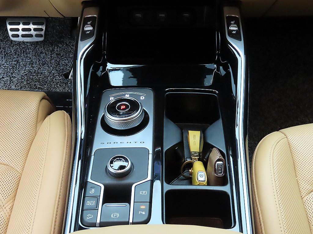 KIA Sorento - Vista 9