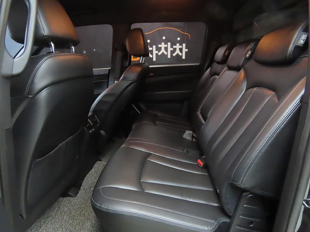 Ssangyong Rexton - Vista 9