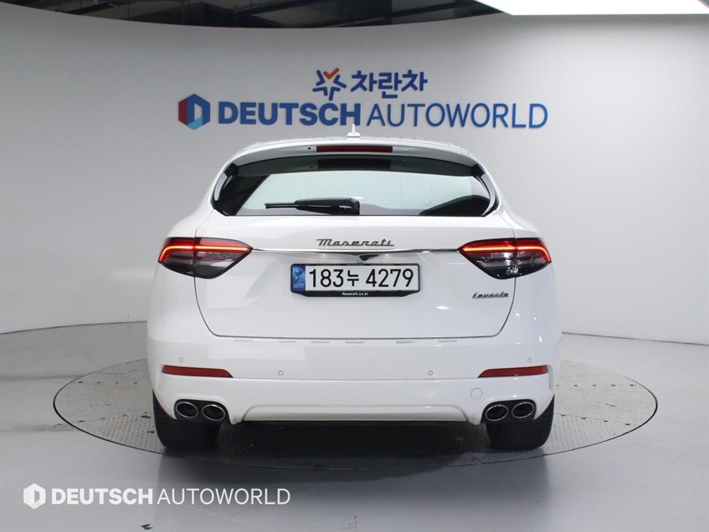 Maserati Levante - Vista 4