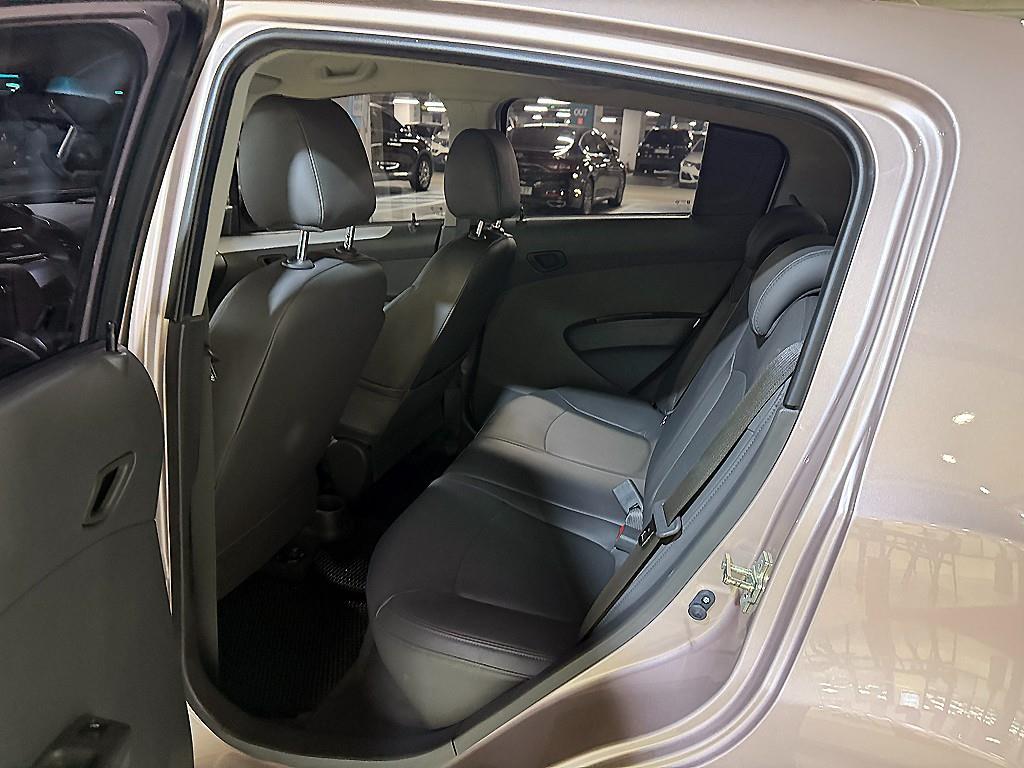 Chevrolet Spark - Vista 8