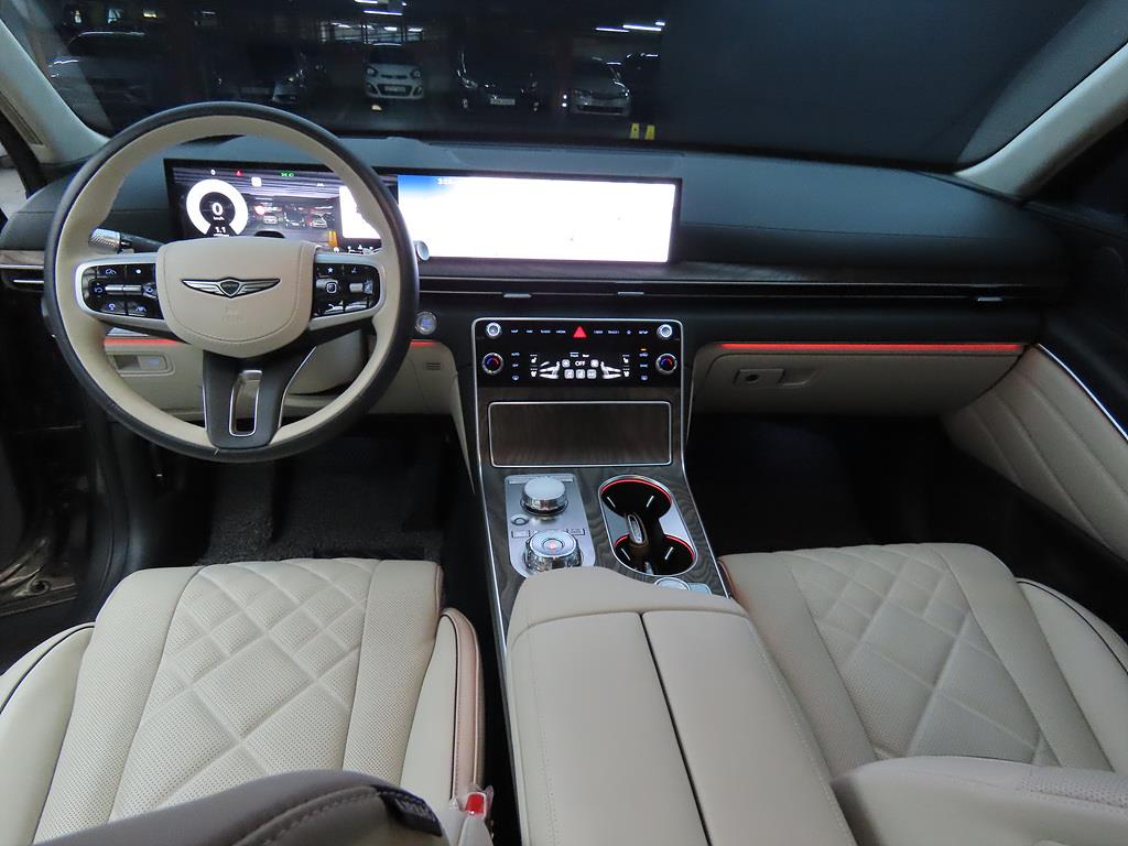 Genesis GV80 - Vista 7