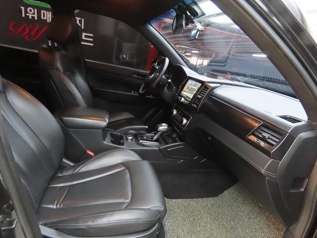 Ssangyong Rexton - Vista 7