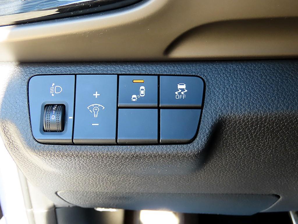 KIA Stonic - Vista 12