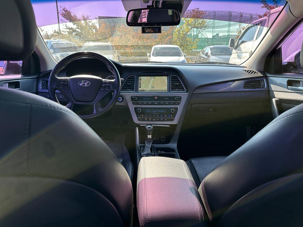 HYUNDAI Sonata - Vista 11