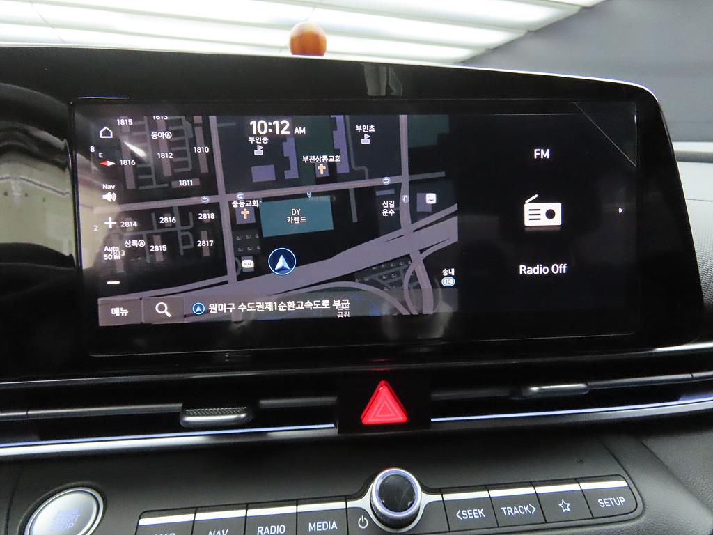 HYUNDAI Avante - Vista 9