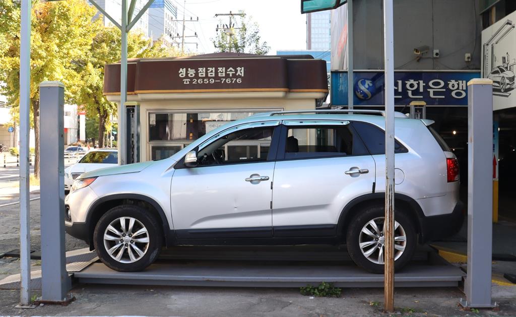 KIA Sorento - Vista 7