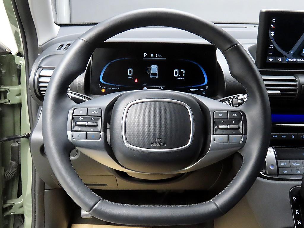 HYUNDAI Casper - Vista 9