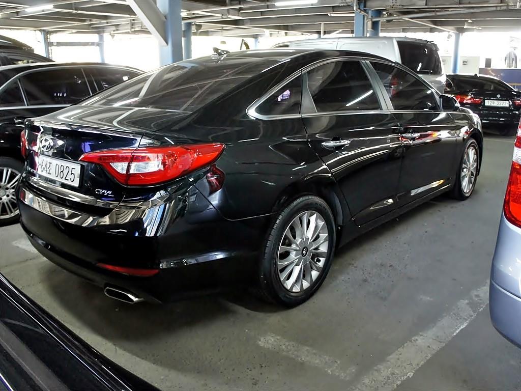 HYUNDAI Sonata - Vista 7