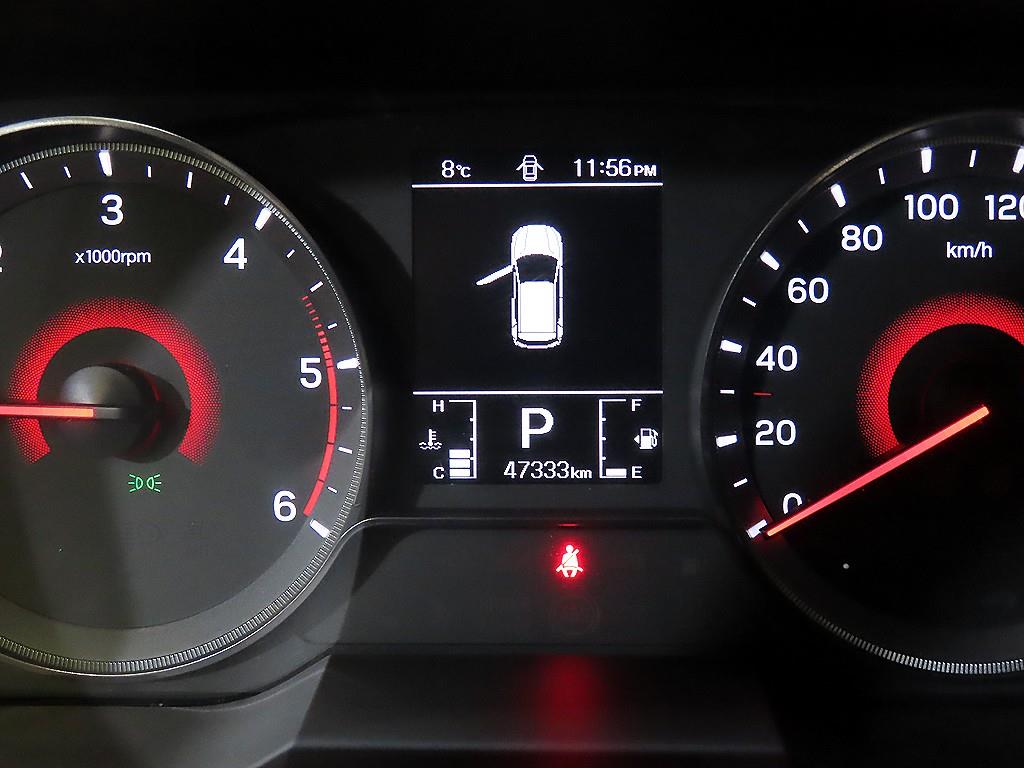 Ssangyong Tivoli - Vista 9