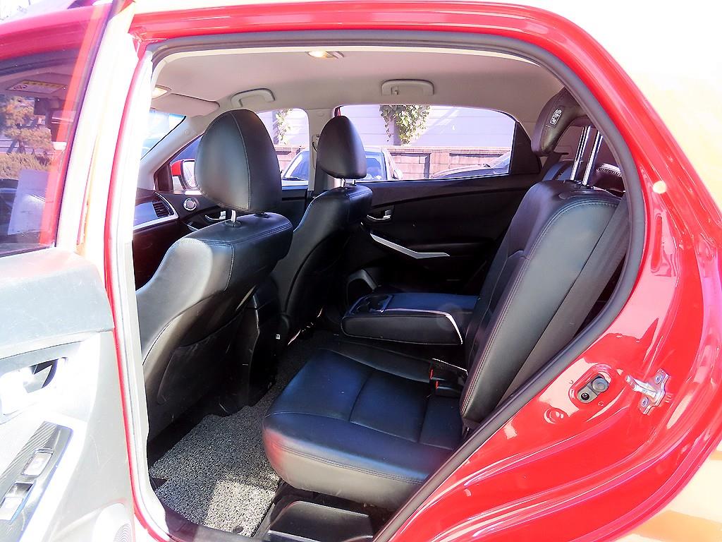 Ssangyong Korando - Vista 6