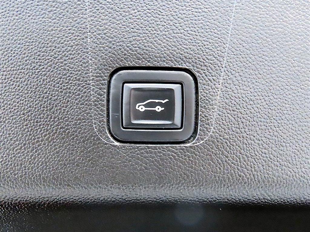 Chevrolet Travers 2021 Negro - Importación desde Corea - HF Imports Iquique - Foto 17