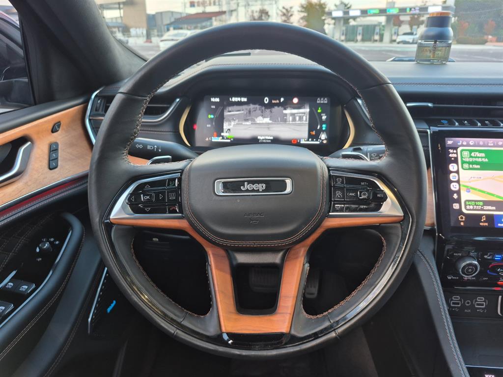 Jeep Cherokee - Vista 11